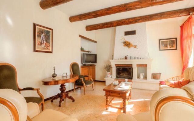 Holiday home Route de la Roque