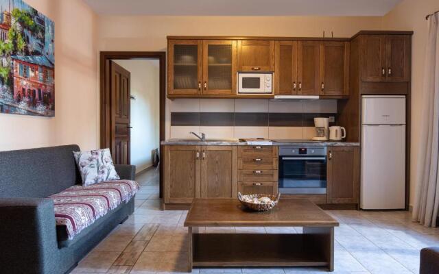 Vetrinos Apartments