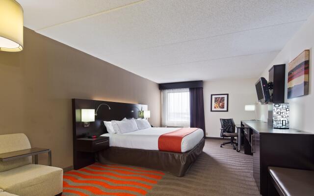 Holiday Inn Express Harrisburg NE, an IHG Hotel