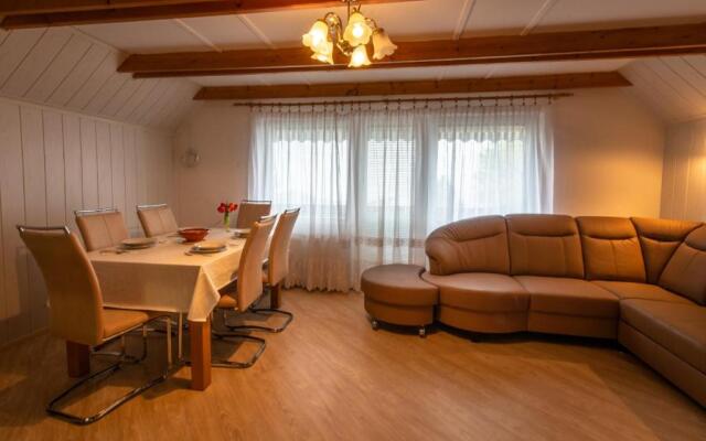 Vineyard Cottage Hocevar