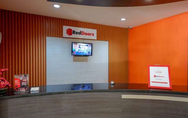 Hotel Benua Kendari by RedDoorz