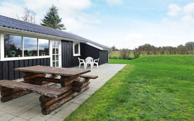 Peaceful Holiday Home in Saby near Sea