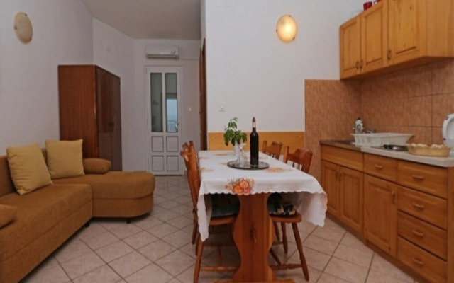 Tomo - 10 m From Beach - A1