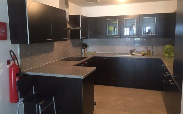 Sifa Apartment 12M