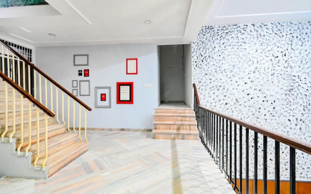 Fabhotel Classic Holiday