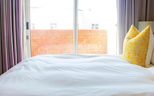 Canterbury Square Apartments