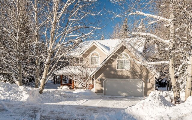 Yeagr Home Elkhorn by RedAwning