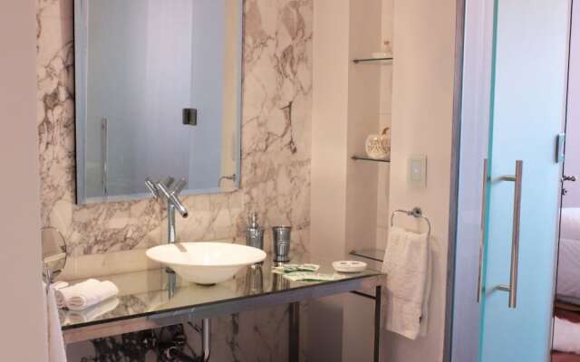 Residence Master Suite in Porteño Building
