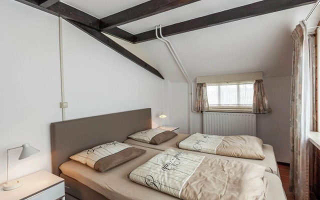 Cozy Holiday Home in Oisterwijk with Swimming Pool