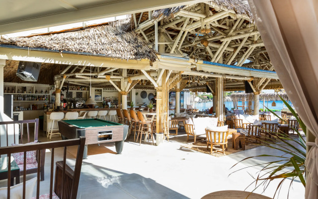 Nostos Hotel