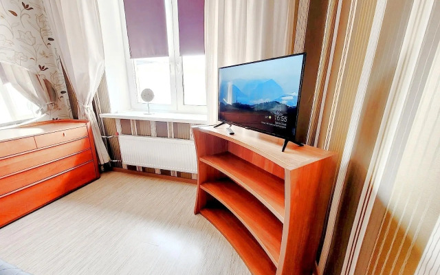 Апартаменты на проспекте Непокорённых