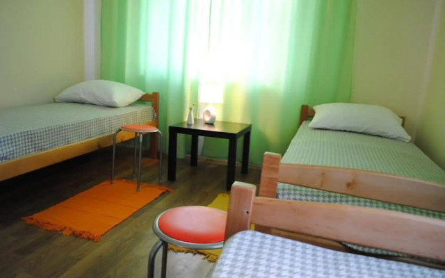 Domino Hostel