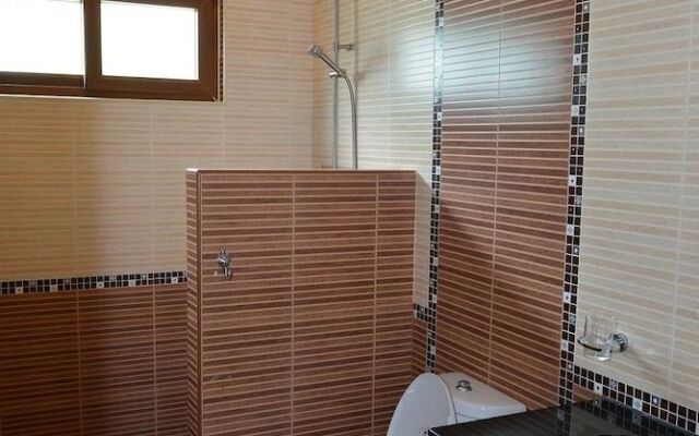 The Time Family 5 Bedroom Villa 92