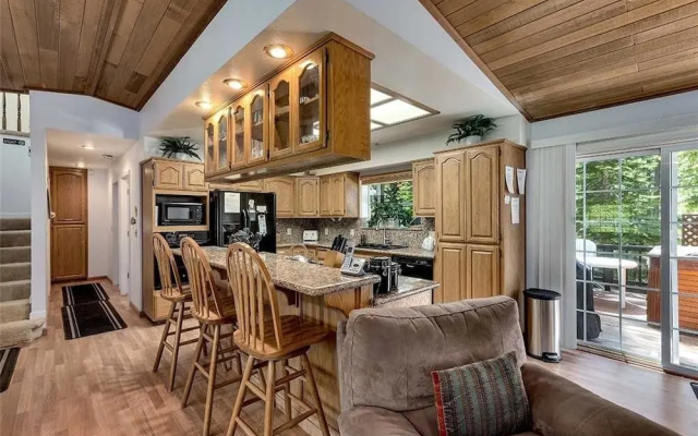 Panhandle - 3 Br Home