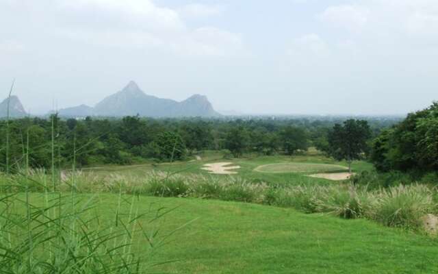 Sawang Resort Golf Club and Hotel