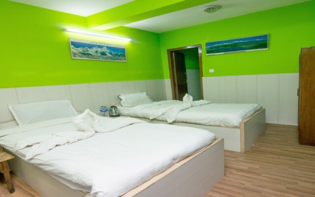 MeroStay 180 Hotel EMO