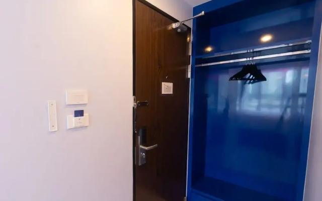 Spark Hotel