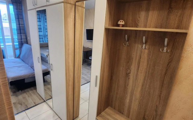 Colonel apartment 844