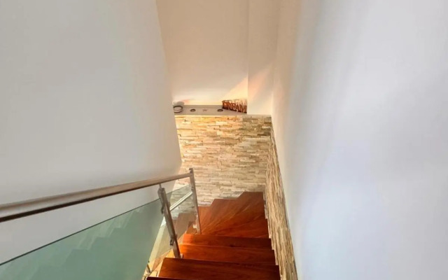 Alfarim House - close to Meco beach and Sesimbra