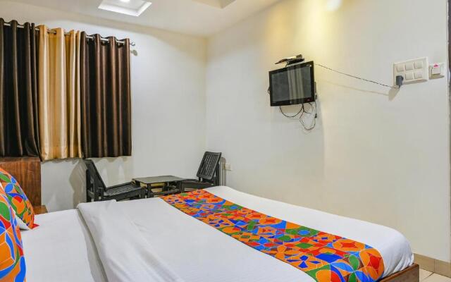 Hotel Aditya Palace