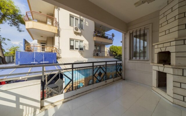 Cozy Flat With Balcony 5 min to Konyaalti Beach