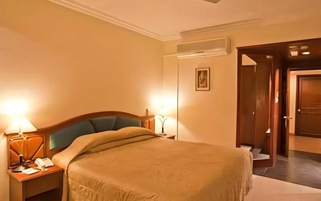 Hotel Om Tower – Guest Rooms – Jaipur