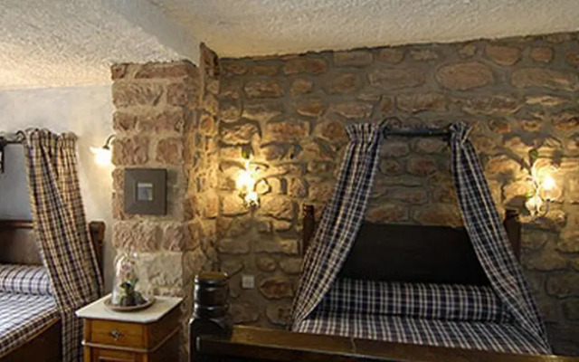 Relais des Marches de lEst - A Lotel
