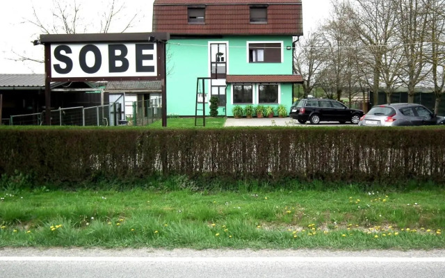 Sobe Hermelin Potok