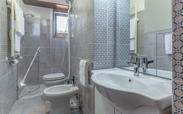 Lavish Sicilian Villa With Pool