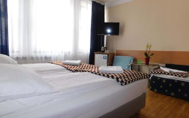 Korona Guest Rooms