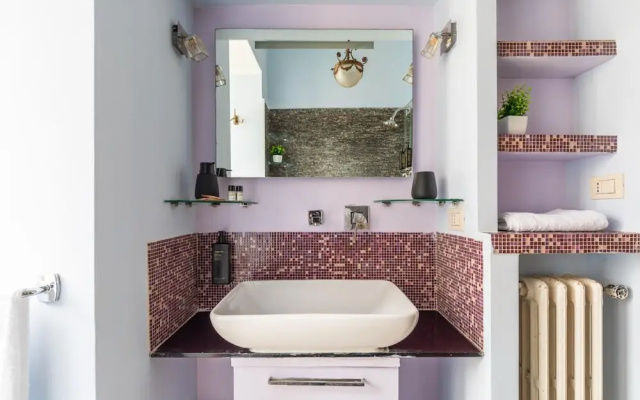 Campo de Fiori Large and Beautiful Apartment