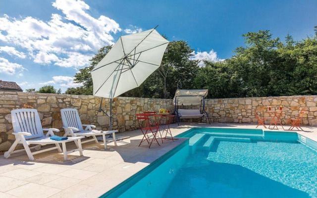 Beautiful Home in Rakalj With Sauna, Wifi and 4 Bedrooms