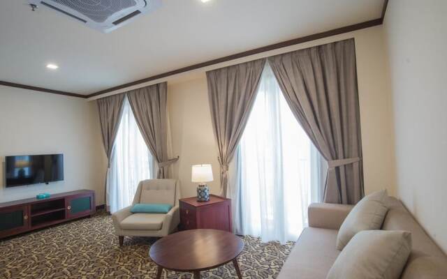 The Platinum Hotel & Suites