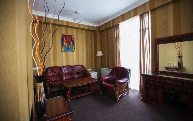 Hotel Sololaki