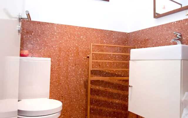 Apartment with One Bedroom in Lisboa, with Wifi