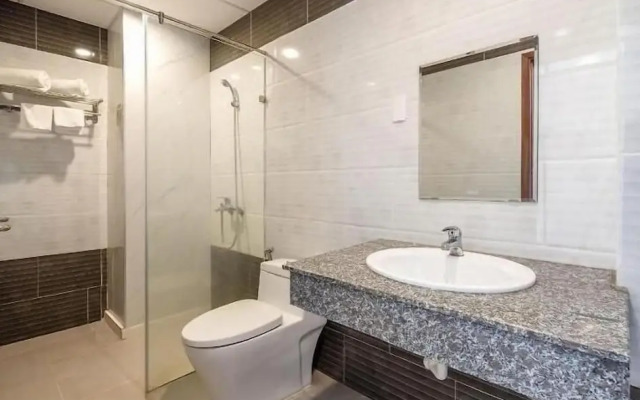 Lotus Rock Hotel DN by Bay Luxury