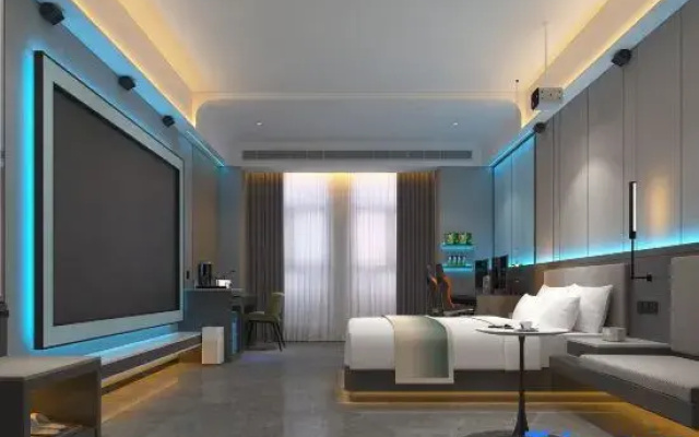 Ye and Chen Esports Movie Hotel
