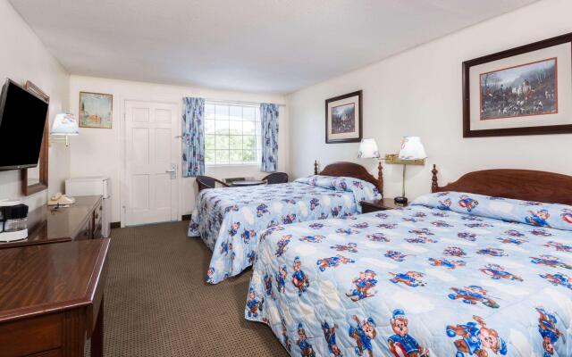 Travelodge by Wyndham Cape Cod Area