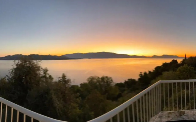 Sunrise Hotel Nikiana Lefkada