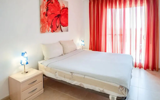 Comfortable Apartment Near the Sea