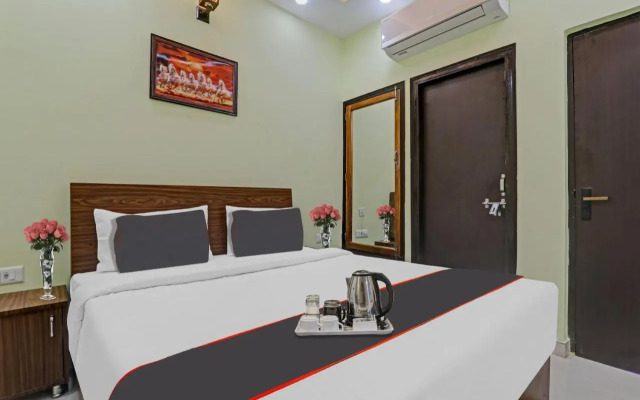 Collection O 70162 Hotel Shiva Palace