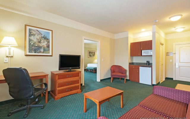 La Quinta Inn & Suites Covington