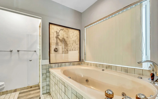 Casa Flamingo Intracoastal Heated Pool