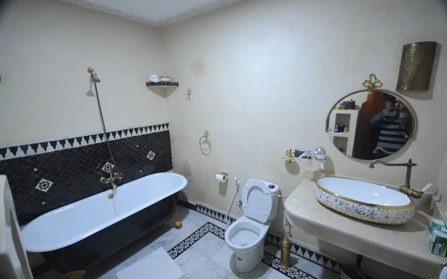 Riad Mama H&K