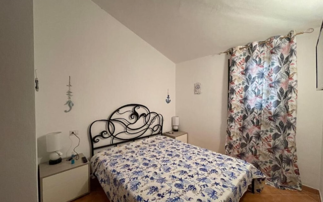 Sardinia Hillside Retreat - Apt 13 - 2BR, quiet area, parking