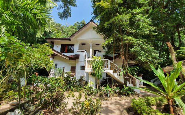 CocoLoco Boracay Beach Resort