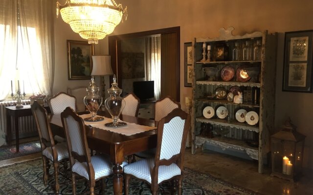 Villa House and Garden B&B