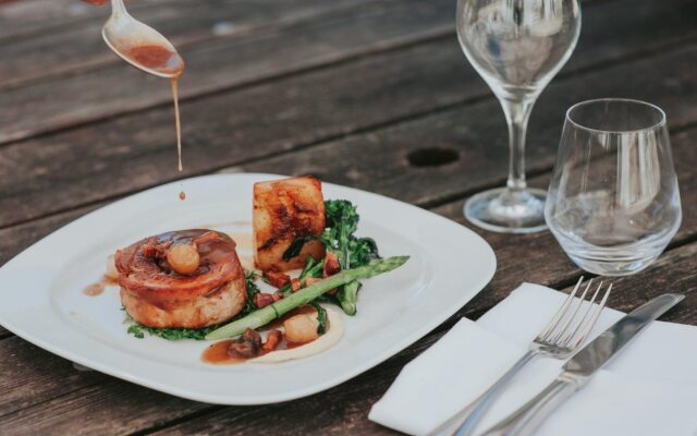 The Lordleaze Hotel And Restaurant