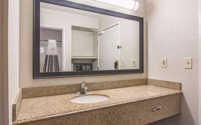 Wingate by Wyndham Brunswick GA / I-95