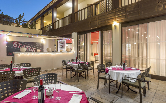 Royal Sunset Beach Club